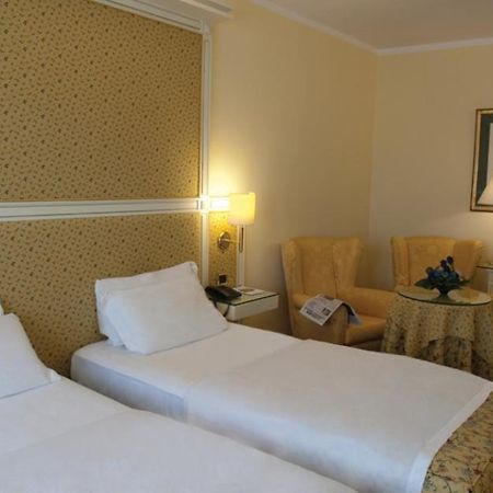 Hotel La Bussola Novara Luaran gambar