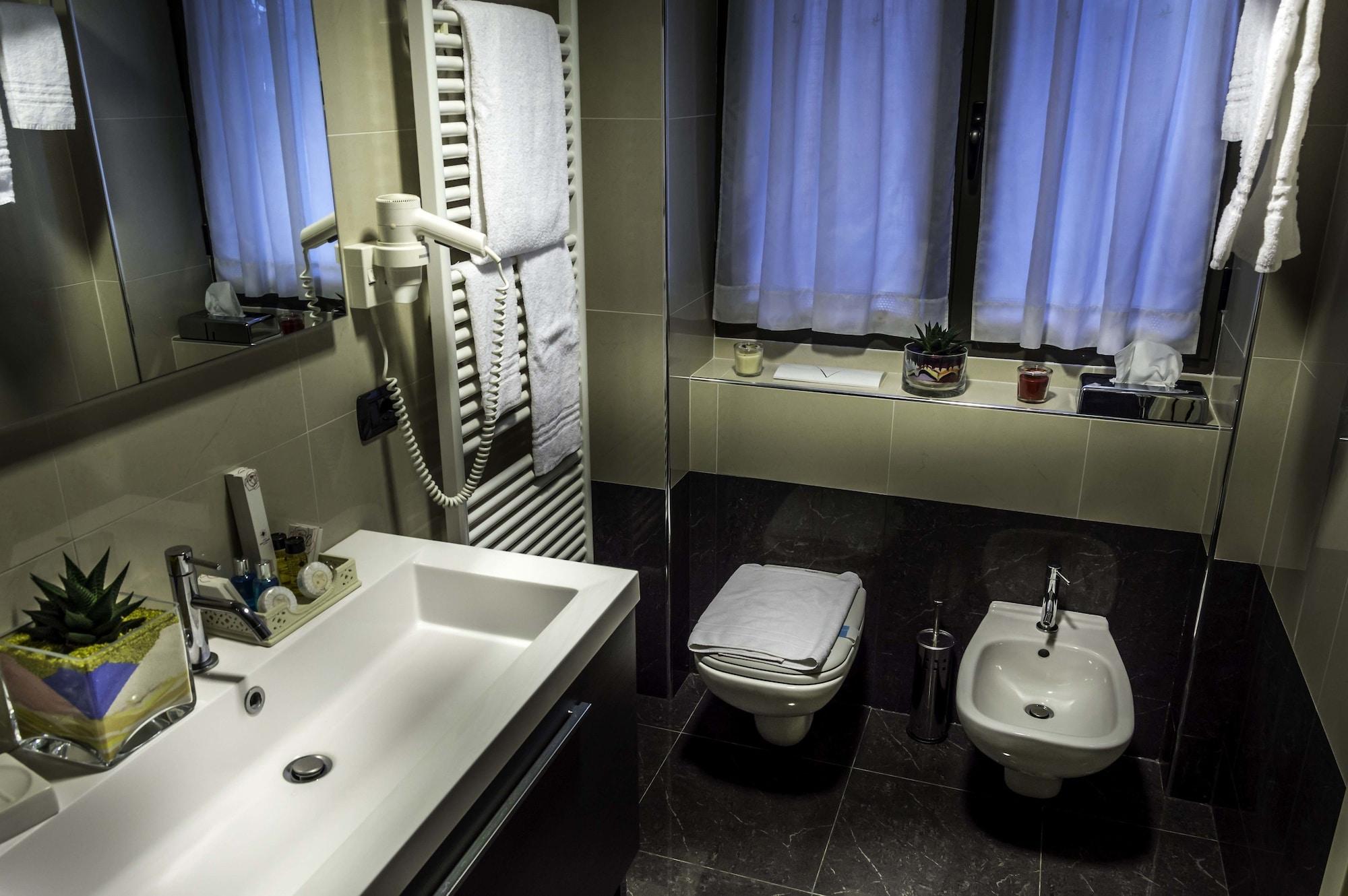 Hotel La Bussola Novara Luaran gambar
