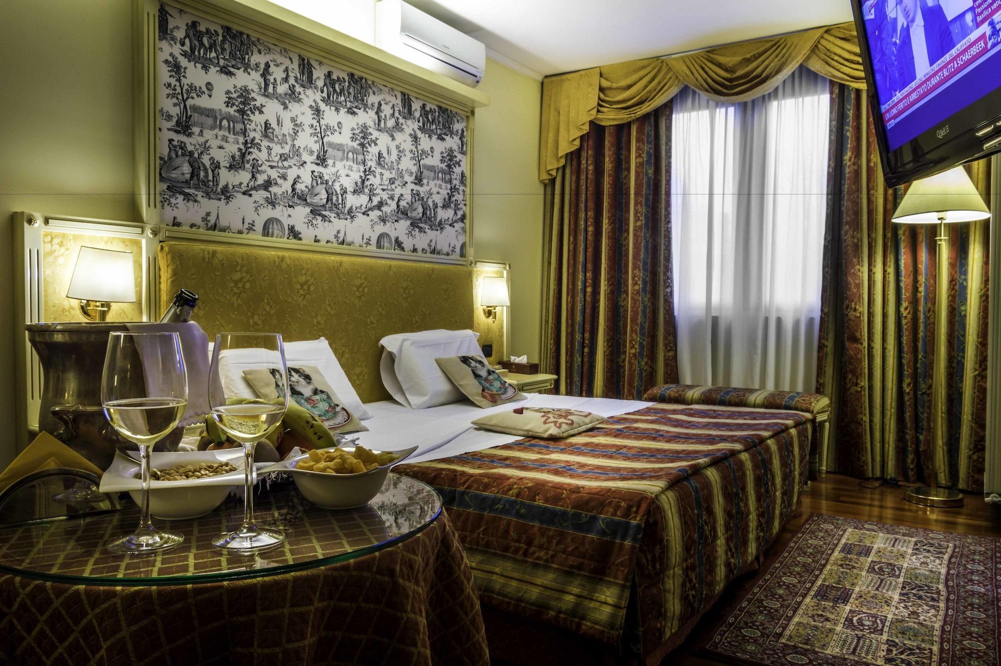 Hotel La Bussola Novara Luaran gambar