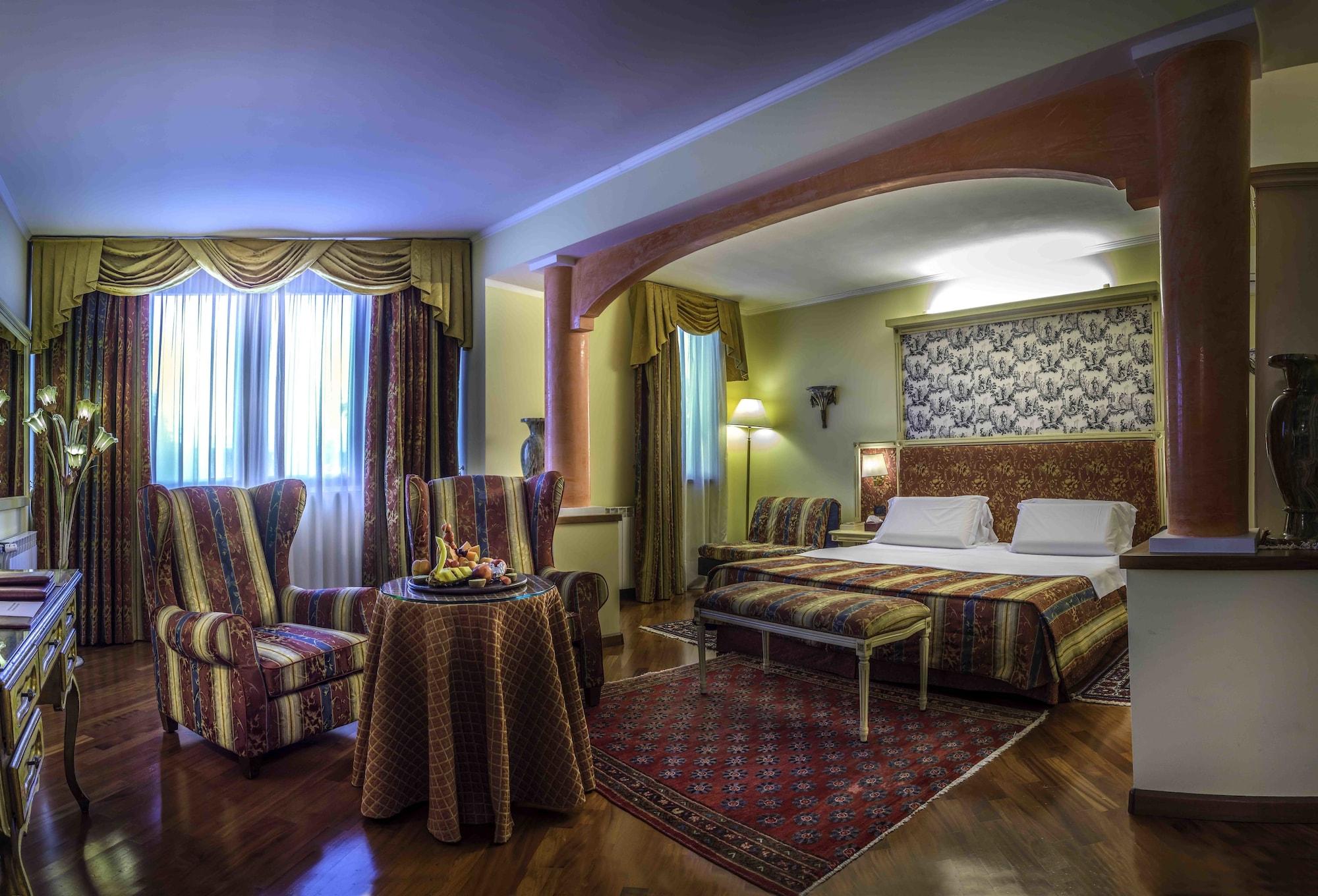 Hotel La Bussola Novara Luaran gambar
