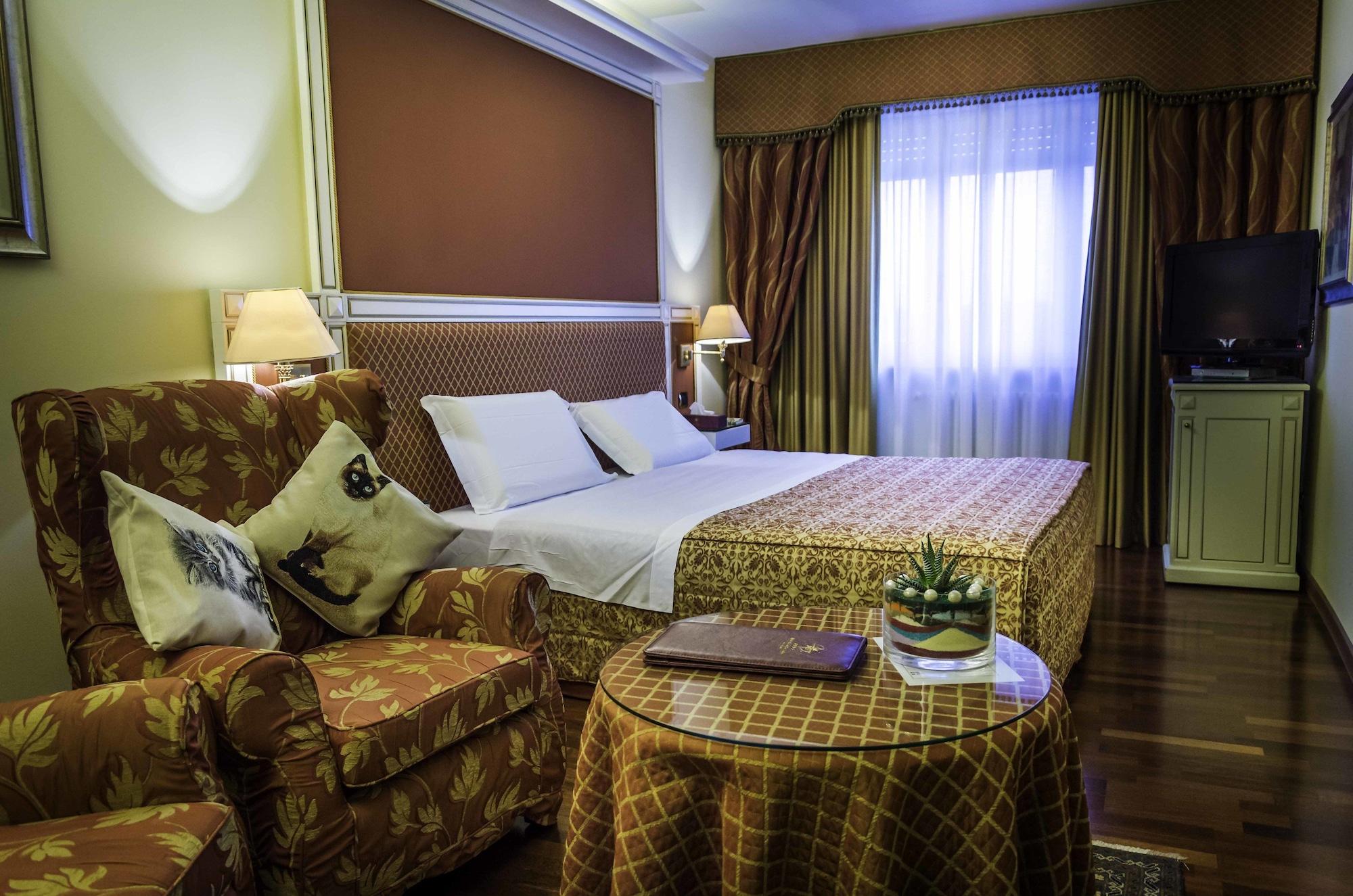 Hotel La Bussola Novara Luaran gambar