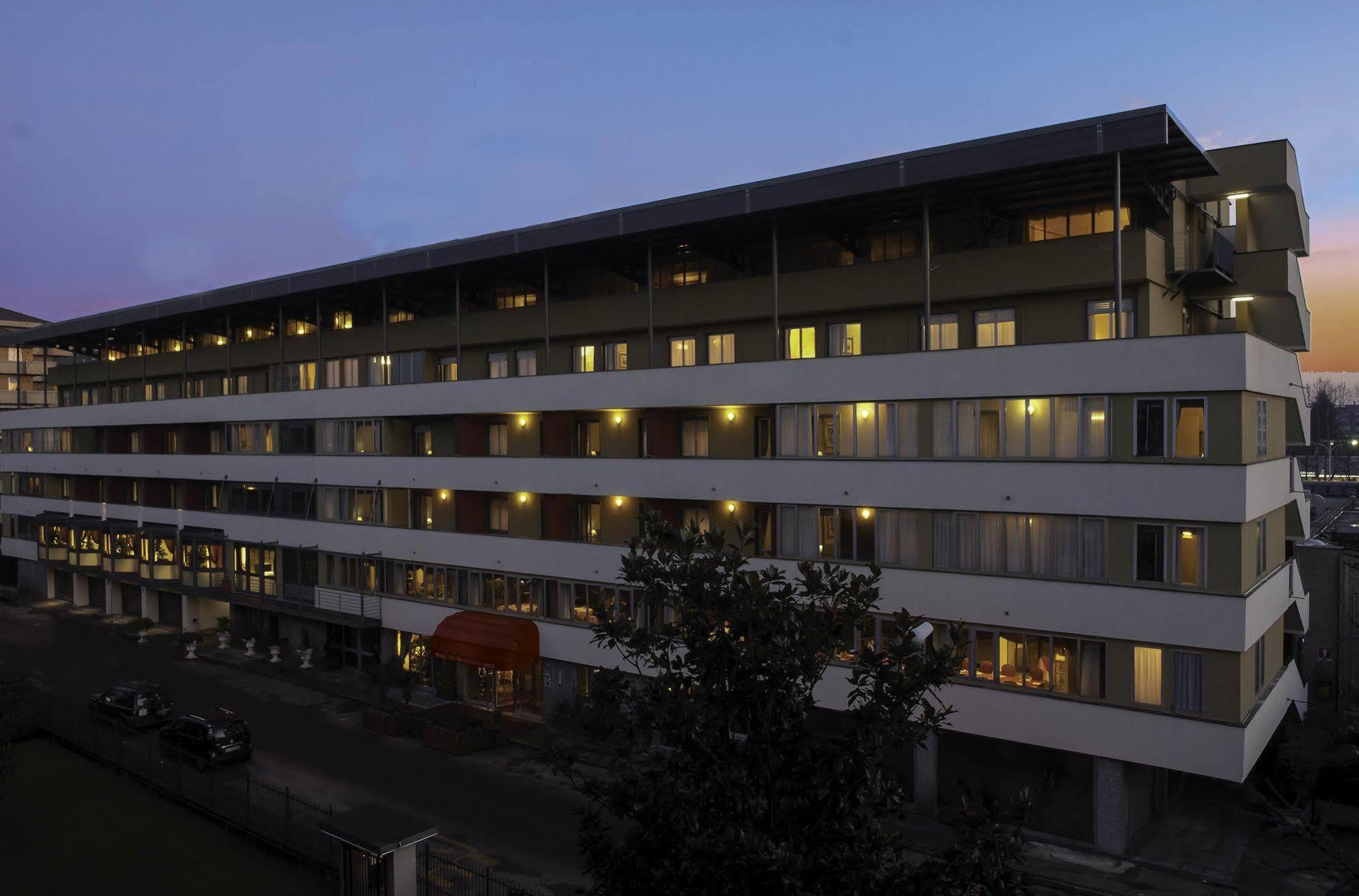 Hotel La Bussola Novara Luaran gambar